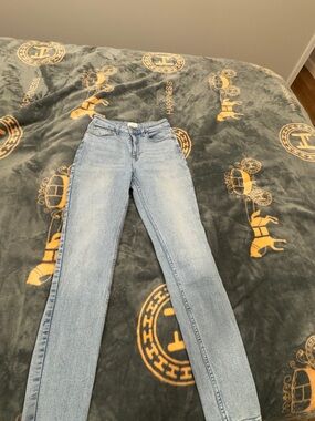 H&M Light Blue Skinny Jeans
